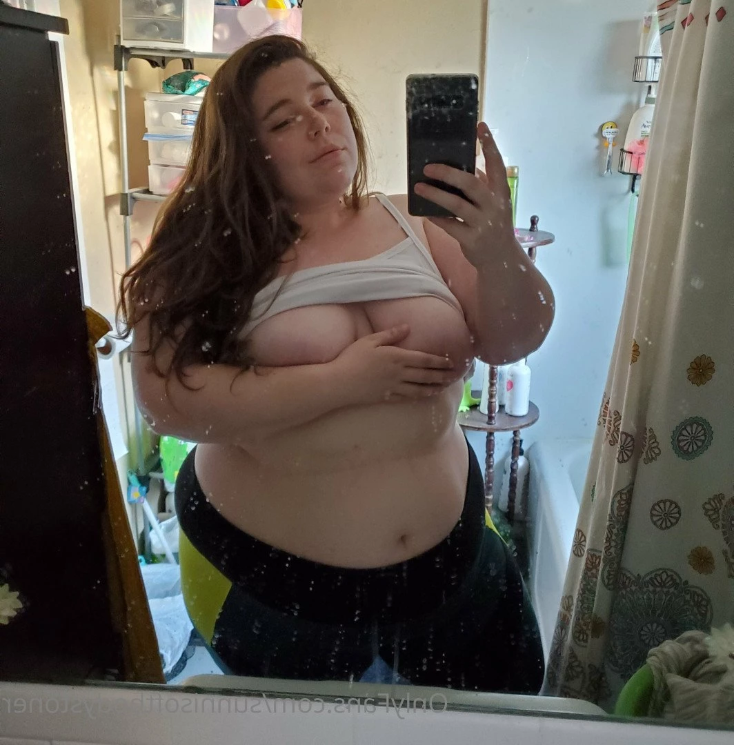 sunnisoftbodystoner Onlyfans leaked photo 4919971 on Hotleaks.tv