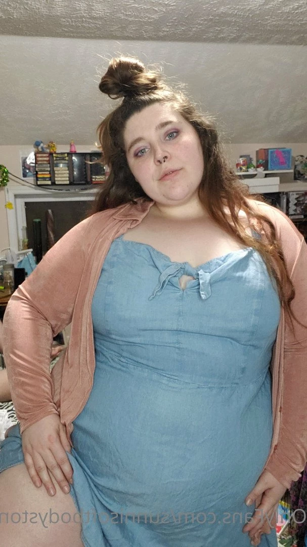 sunnisoftbodystoner Onlyfans leaked photo 4920024 on Hotleaks.tv