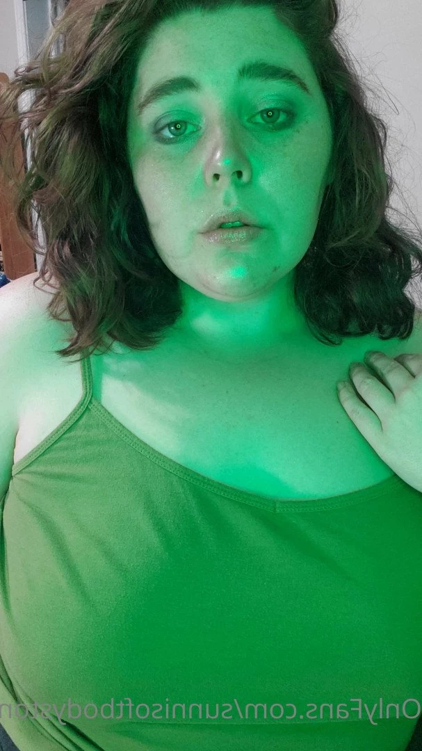 sunnisoftbodystoner Onlyfans leaked photo 4920066 on Hotleaks.tv