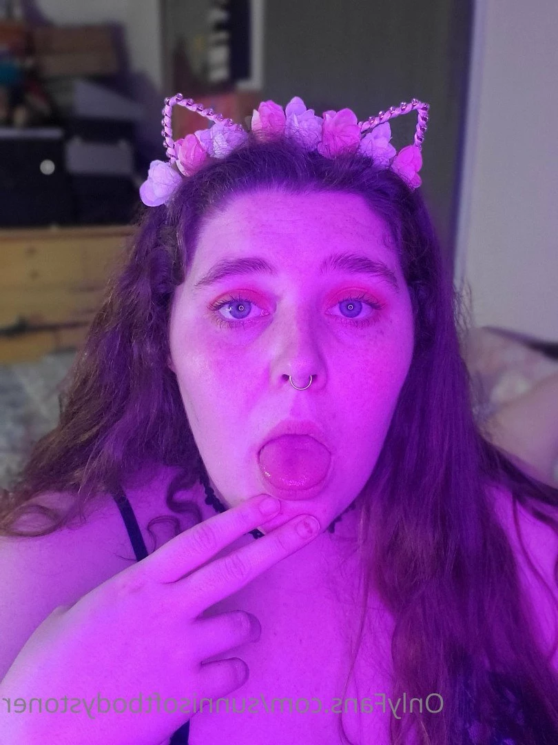 sunnisoftbodystoner Onlyfans leaked photo 4920248 on Hotleaks.tv