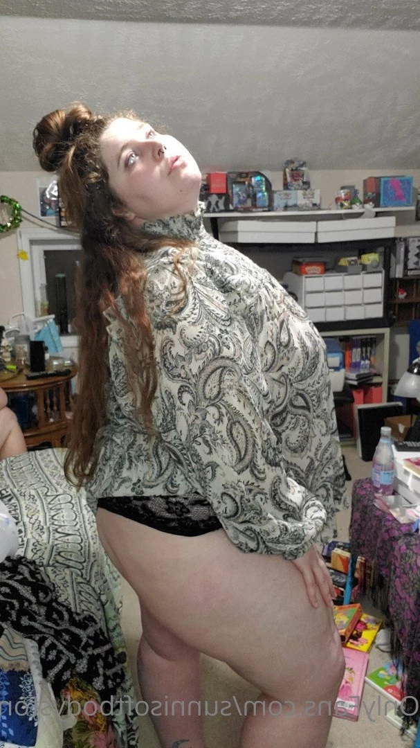 sunnisoftbodystoner Onlyfans leaked photo 4920419 on Hotleaks.tv