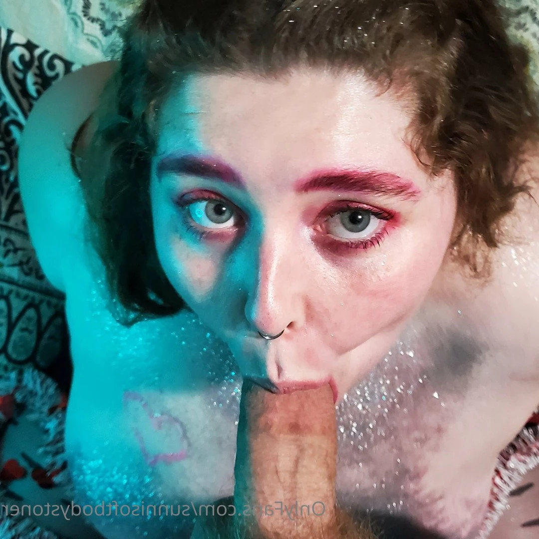 sunnisoftbodystoner Onlyfans leaked photo 4920687 on Hotleaks.tv