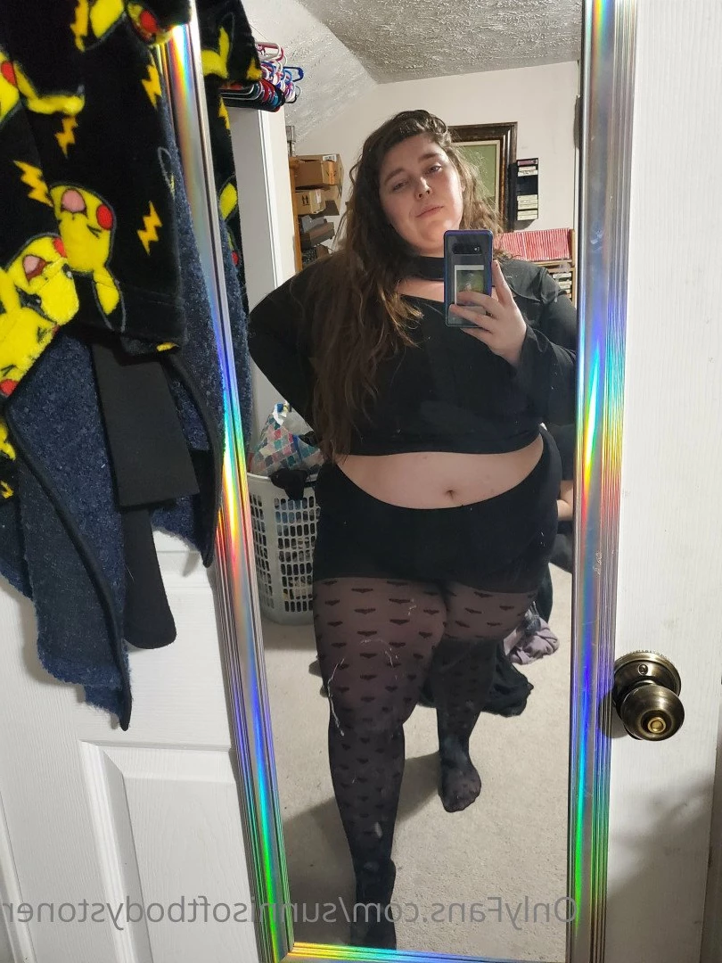 sunnisoftbodystoner Onlyfans leaked photo 4920736 on Hotleaks.tv