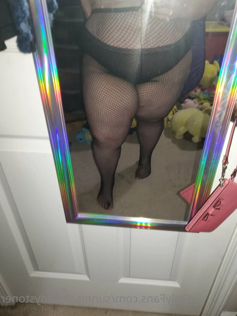sunnisoftbodystoner Onlyfans leaked photo 4920766 on Hotleaks.tv