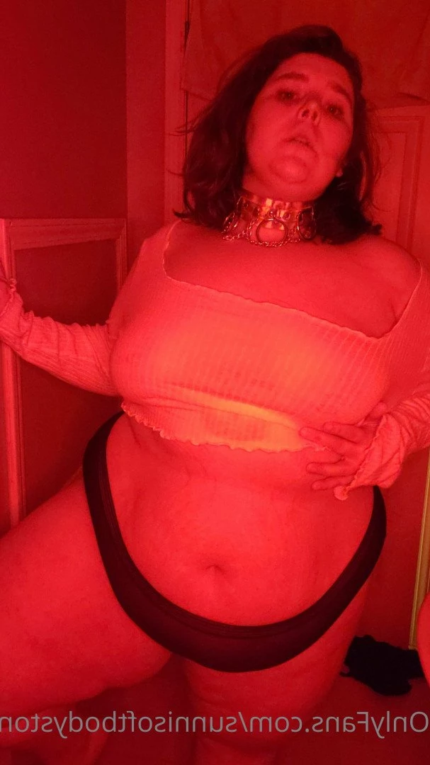sunnisoftbodystoner Onlyfans leaked photo 4920855 on Hotleaks.tv