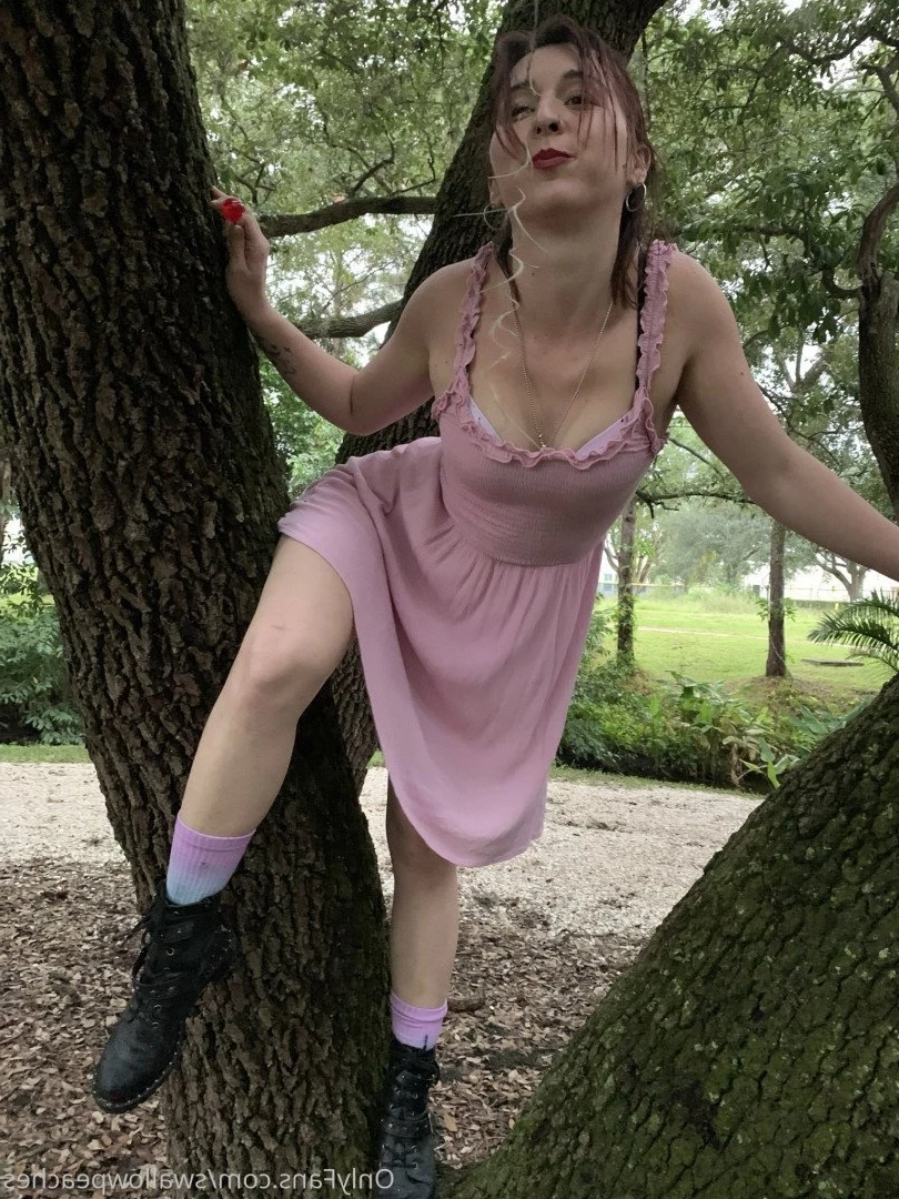 swallowpeaches Onlyfans leaked photo 4914541 on Hotleaks.tv