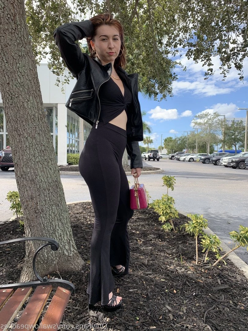 swallowpeaches Onlyfans leaked photo 4915306 on Hotleaks.tv