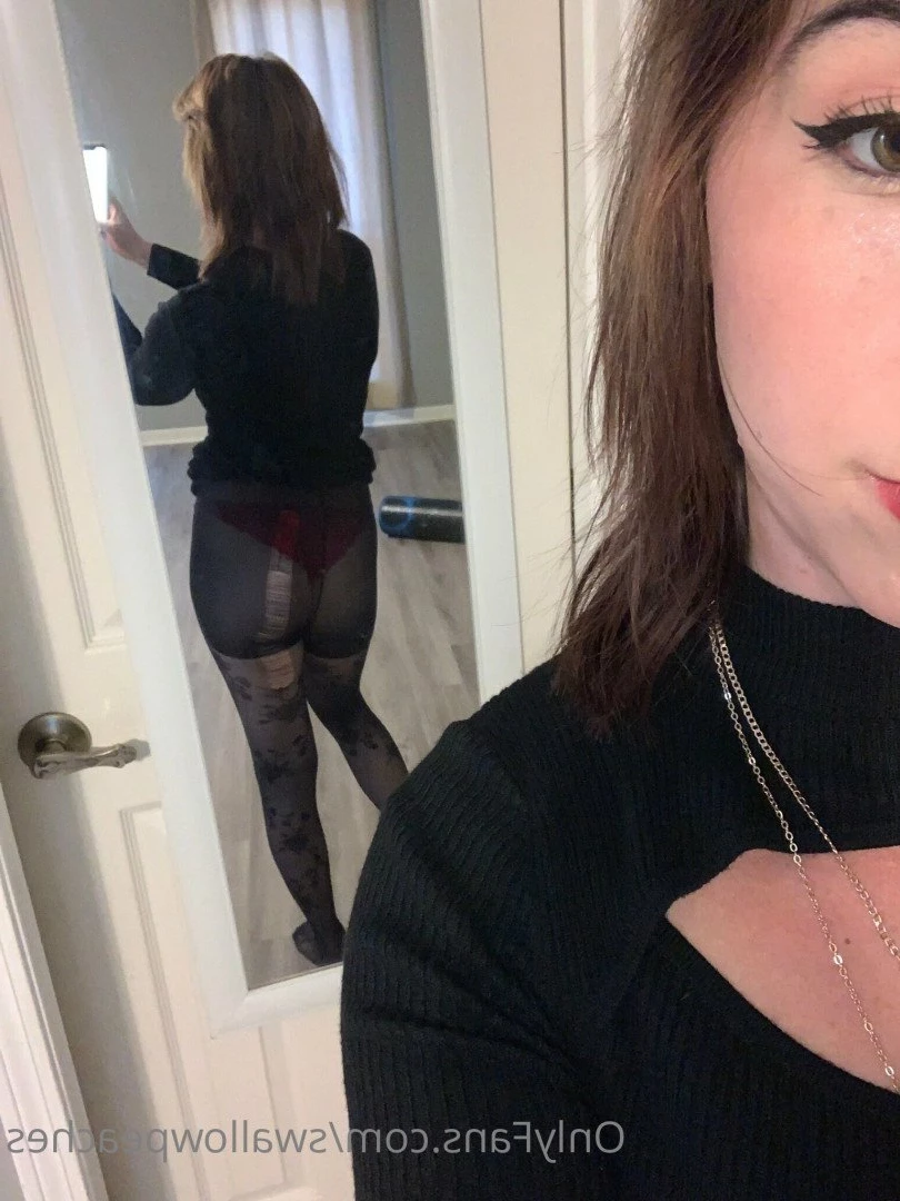 swallowpeaches Onlyfans leaked photo 4915976 on Hotleaks.tv