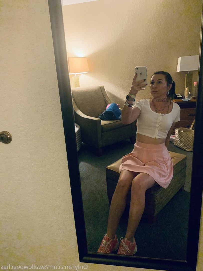 swallowpeaches Onlyfans leaked photo 4916137 on Hotleaks.tv