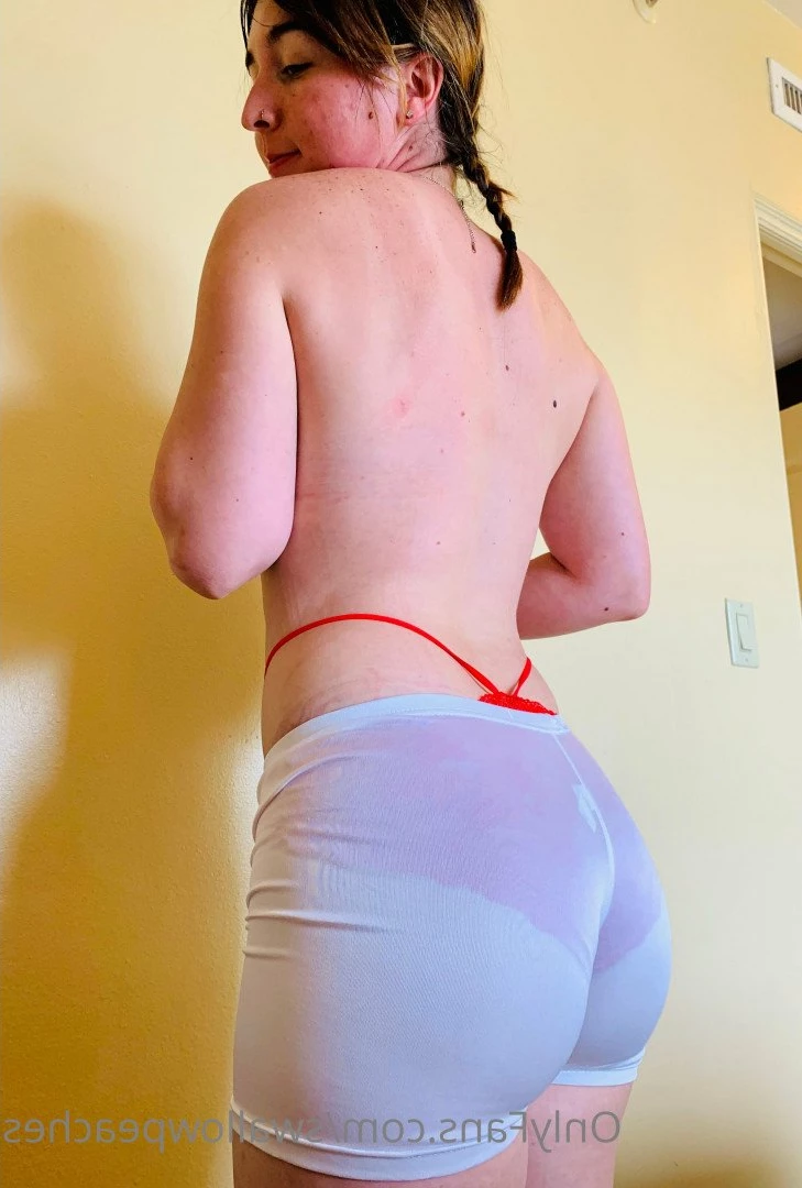swallowpeaches Onlyfans leaked photo 4916939 on Hotleaks.tv