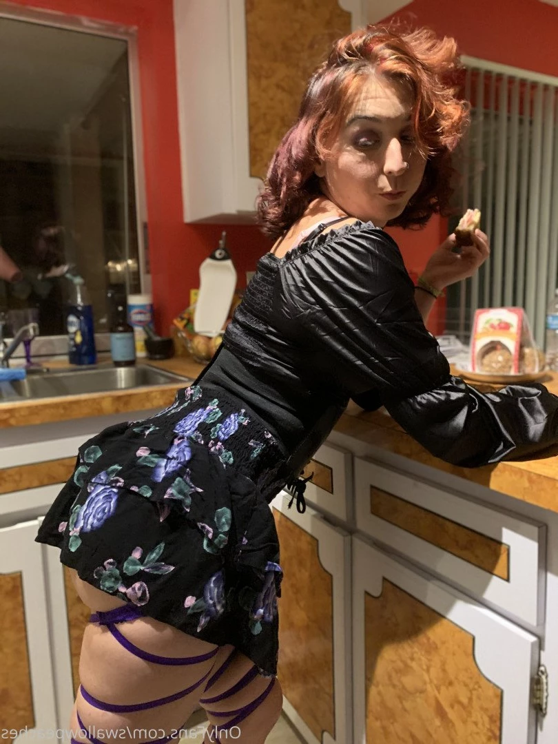 swallowpeaches Onlyfans leaked photo 4917536 on Hotleaks.tv