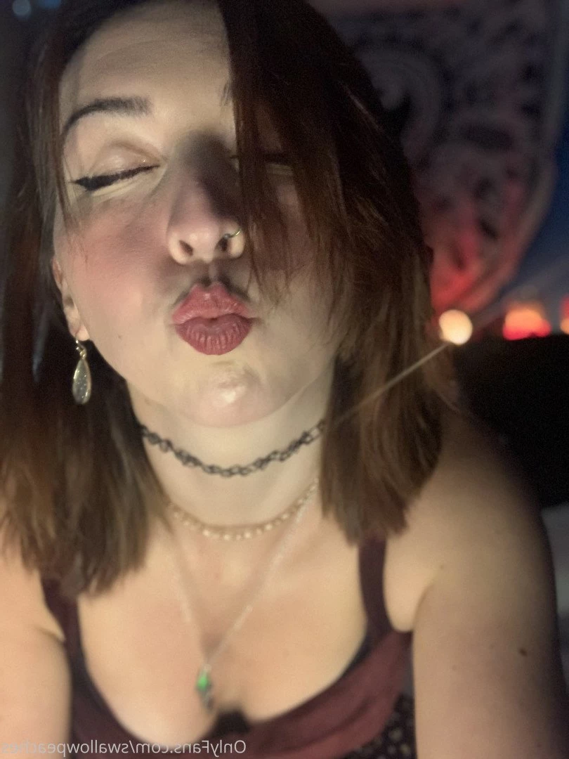 swallowpeaches Onlyfans leaked photo 4917562 on Hotleaks.tv