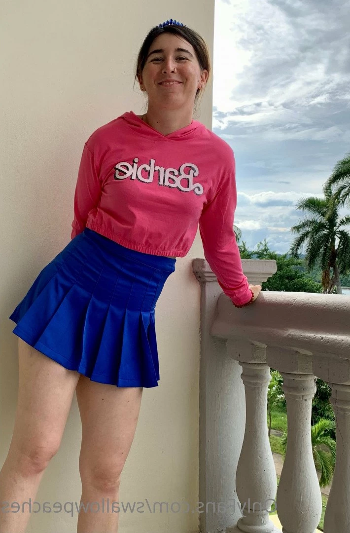 swallowpeaches Onlyfans leaked photo 4917762 on Hotleaks.tv