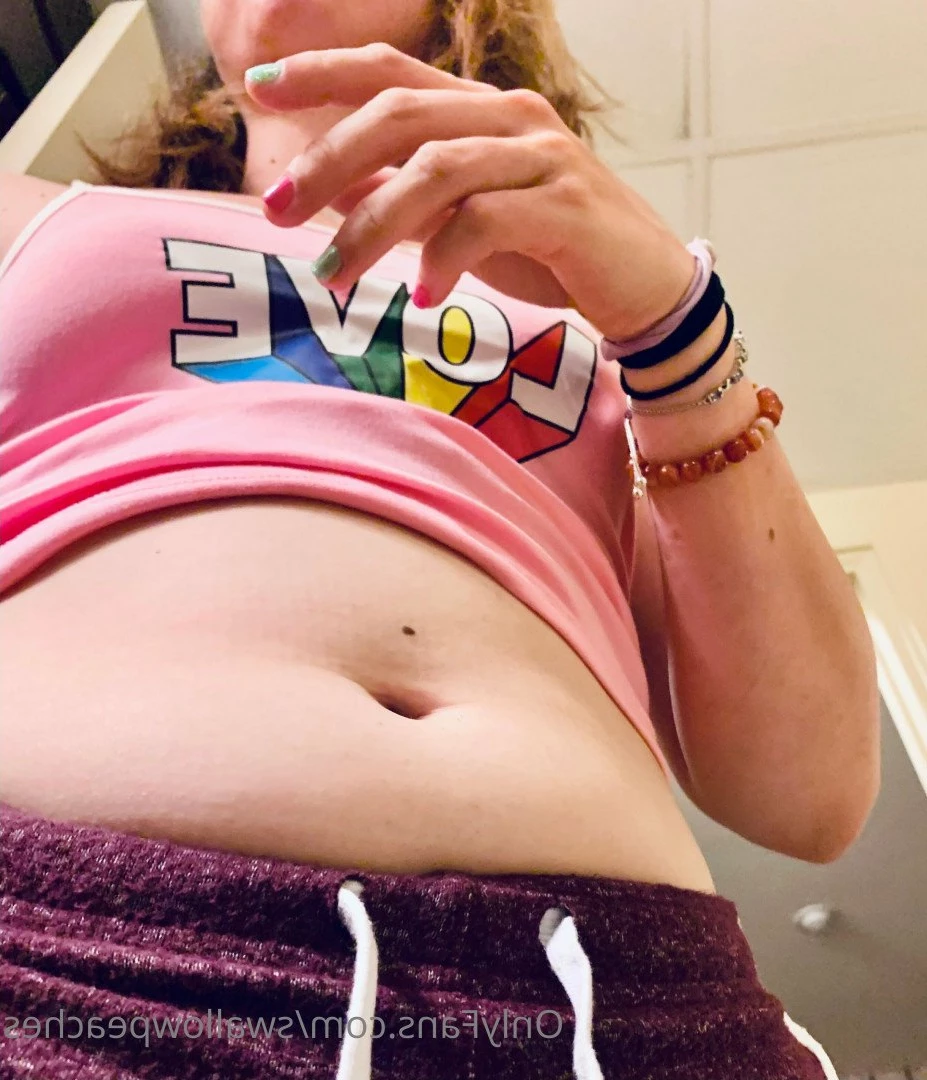 swallowpeaches Onlyfans leaked photo 4917823 on Hotleaks.tv