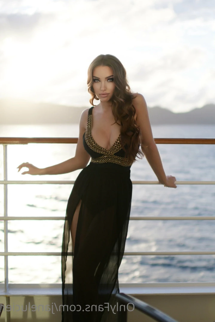 Jane Lucier [ janelucier ] Onlyfans leaked photo 11535785 on Hotleaks.tv