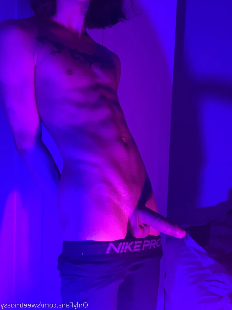 Mossy Barmales [ sweetmossy ] Onlyfans leaked photo 4965934 on Hotleaks.tv