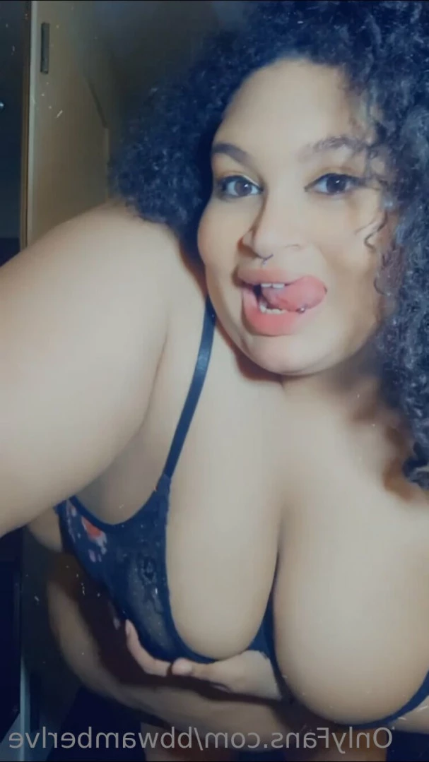 BBW Amber 🥰 [ bbwamberlve ] Onlyfans leaked photo 11104418 on Hotleaks.tv