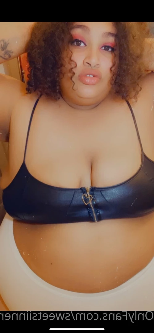 BBW Amber 🥰 [ bbwamberlve ] Onlyfans leaked photo 13517954 on Hotleaks.tv