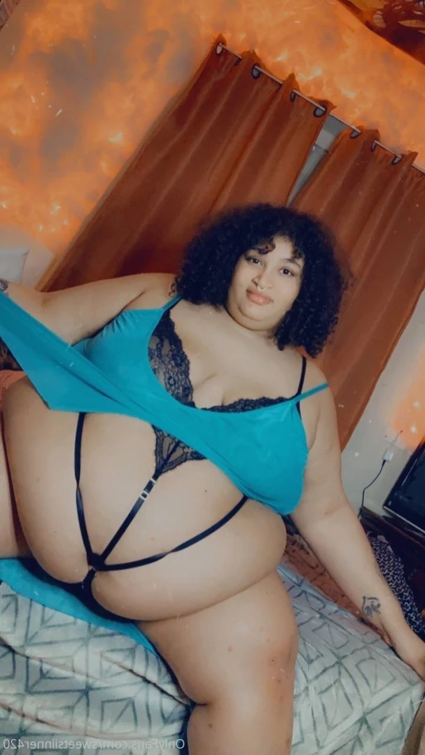 BBW Amber 🥰 [ bbwamberlve ] Onlyfans leaked photo 14384499 on Hotleaks.tv