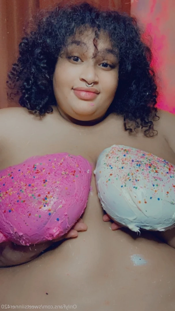 BBW Amber 🥰 [ bbwamberlve ] Onlyfans leaked photo 14983172 on Hotleaks.tv