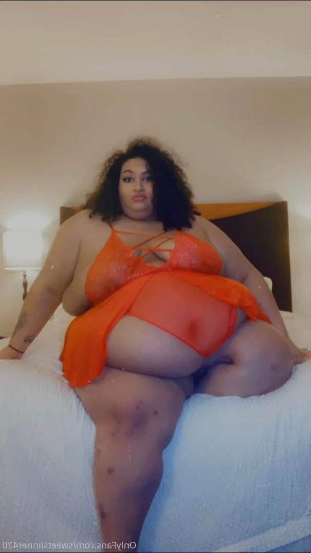 BBW Amber 🥰 [ bbwamberlve ] Onlyfans leaked photo 16249075 on Hotleaks.tv