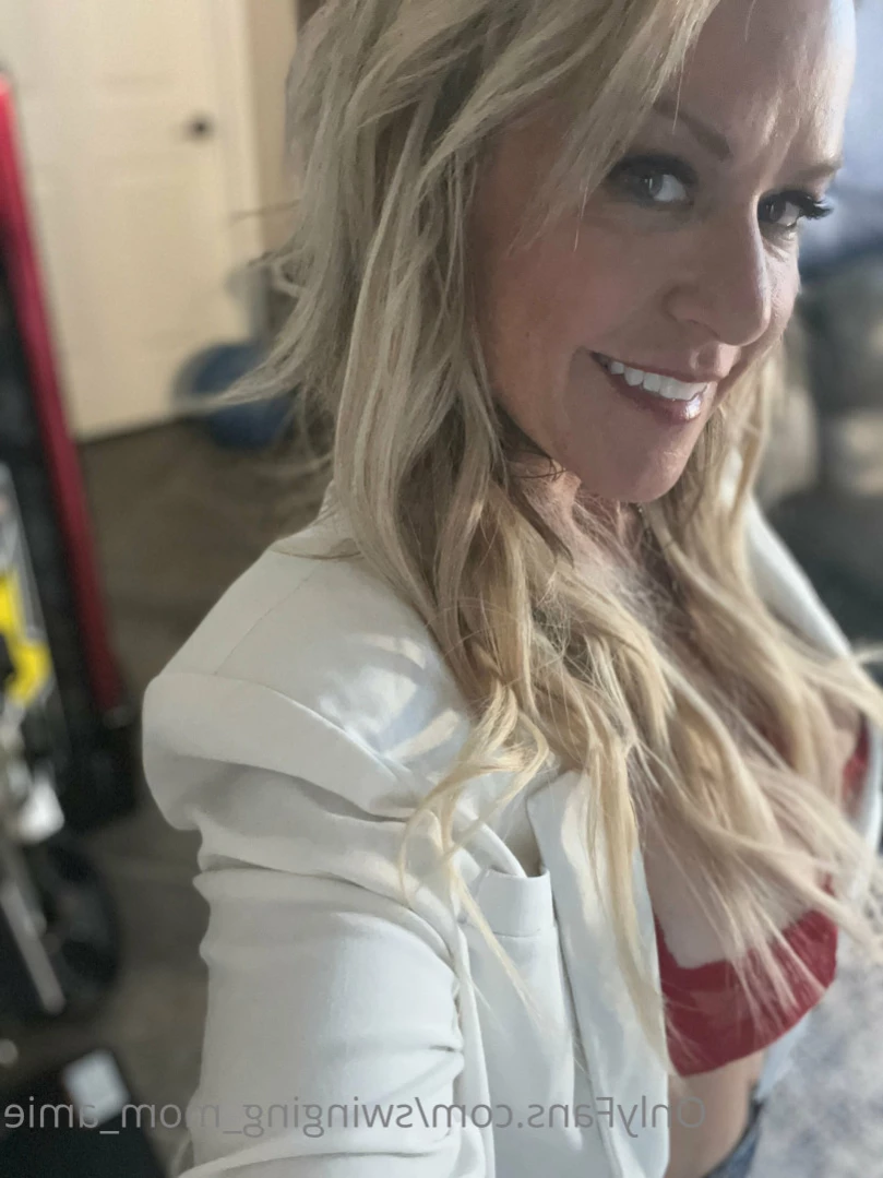 Swinger Step Mom [ swinging_mom_amie ] Onlyfans leaked photo 11101368 on Hotleaks.tv