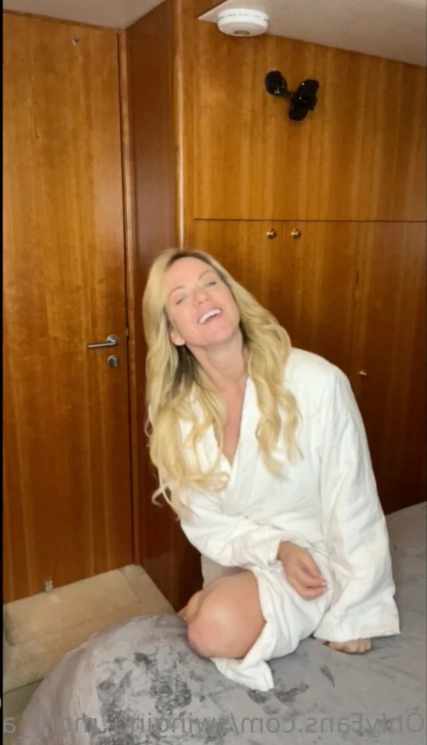 Swinger Step Mom [ swinging_mom_amie ] Onlyfans leaked photo 11102108 on Hotleaks.tv