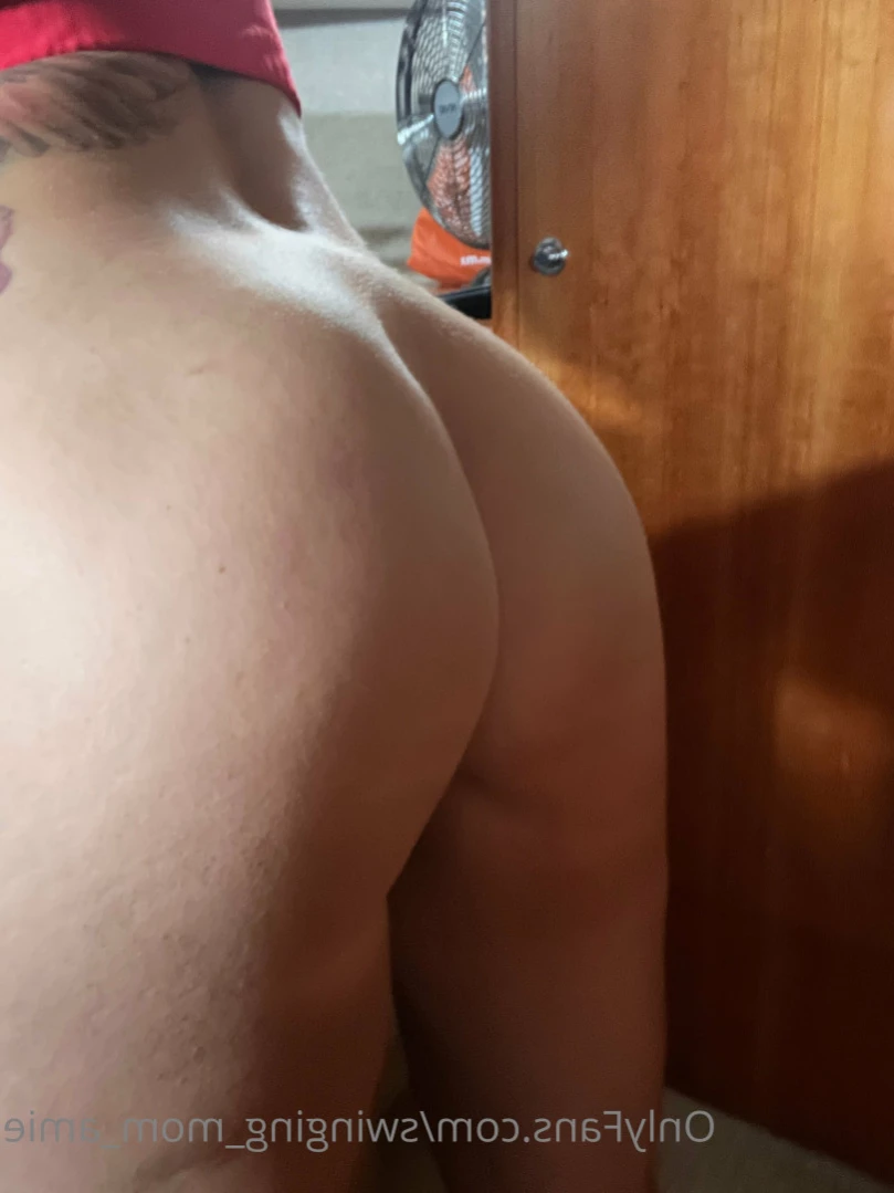 Swinger Step Mom [ swinging_mom_amie ] Onlyfans leaked photo 13208379 on Hotleaks.tv