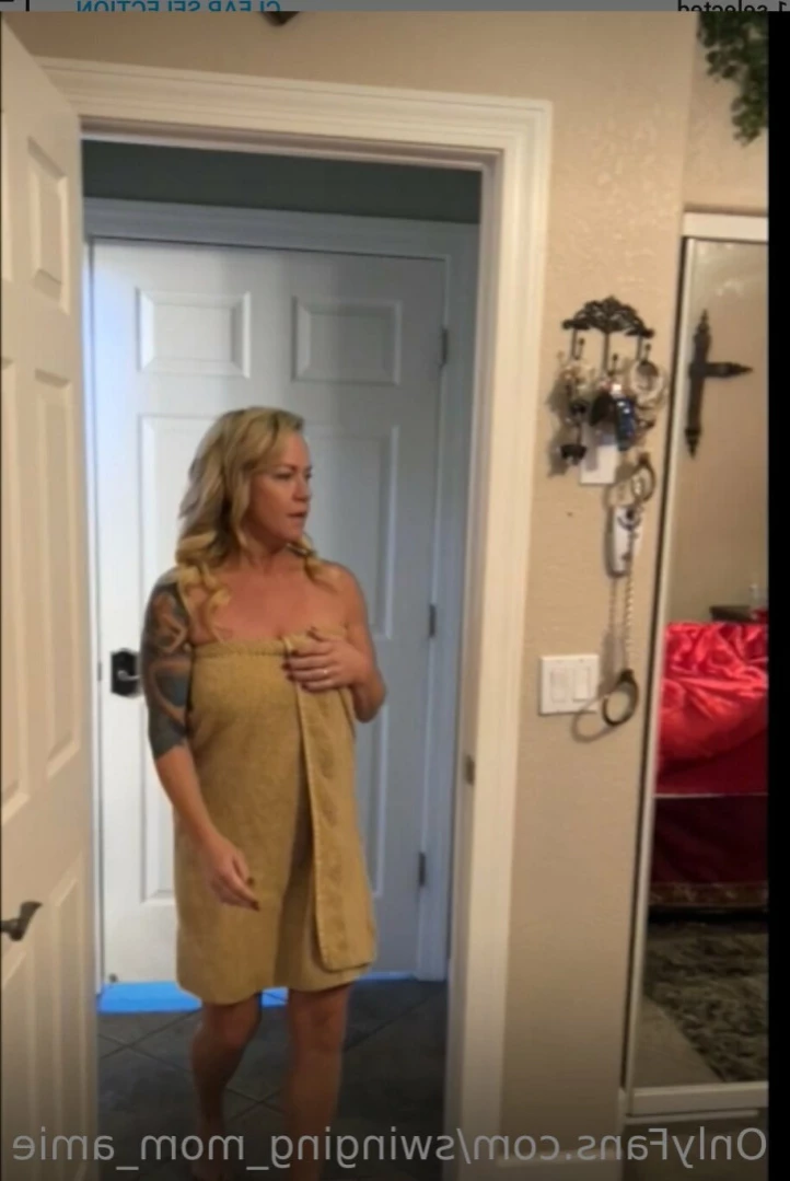 Swinger Step Mom [ swinging_mom_amie ] Onlyfans leaked photo 13749188 on Hotleaks.tv