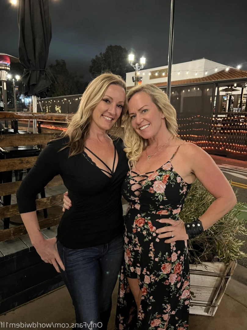 Swinger Step Mom [ swinging_mom_amie ] Onlyfans leaked photo 14583288 on Hotleaks.tv