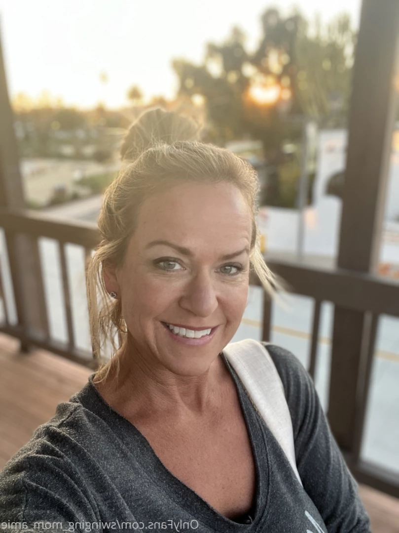 Swinger Step Mom [ swinging_mom_amie ] Onlyfans leaked photo 14777048 on Hotleaks.tv
