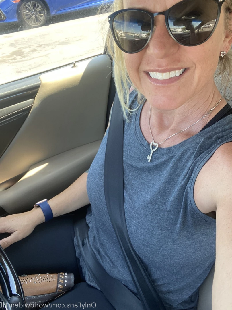 Swinger Step Mom [ swinging_mom_amie ] Onlyfans leaked photo 14923125 on Hotleaks.tv