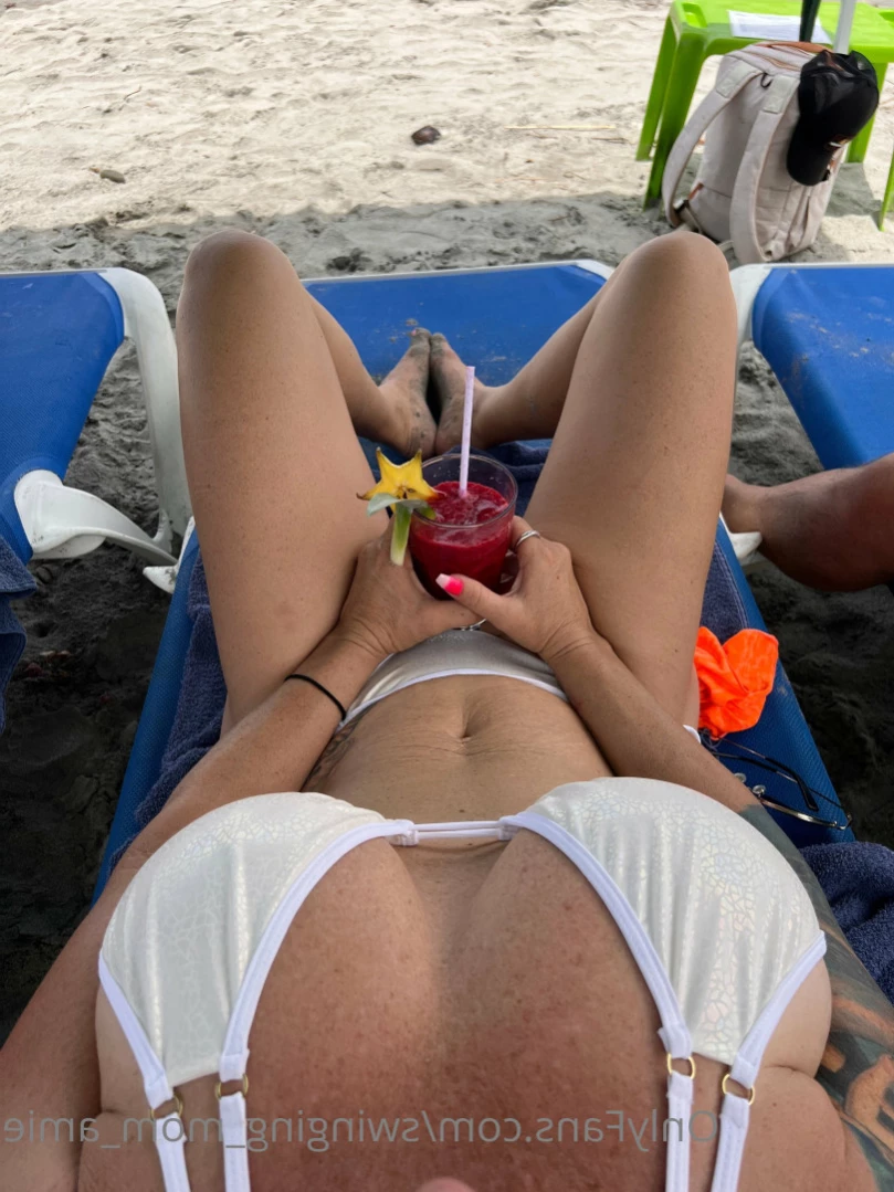 Swinger Step Mom [ swinging_mom_amie ] Onlyfans leaked photo 15277885 on Hotleaks.tv