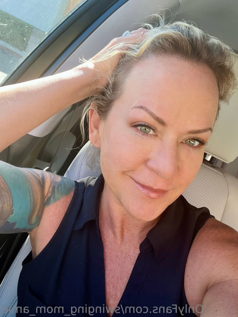 Swinger Step Mom [ swinging_mom_amie ] Onlyfans leaked photo 15386395 on Hotleaks.tv
