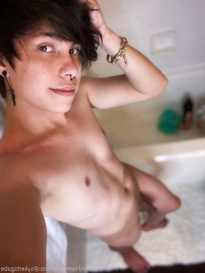 GabrialSyke [ sykeitsgabe ] Onlyfans leaked photo 4964090 on Hotleaks.tv