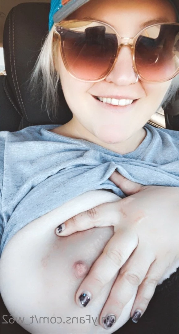 That girl T [ thick_to_a_t ] Onlyfans leaked photo 4961611 on Hotleaks.tv