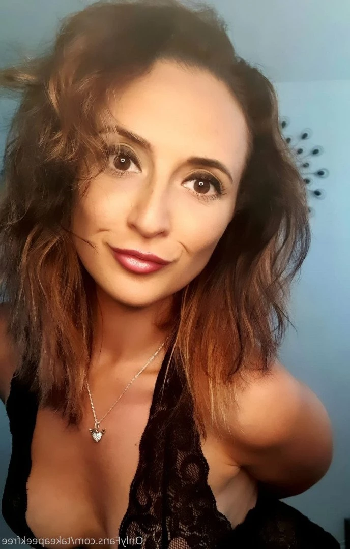 takeapeekfree Onlyfans leaked photo 4960381 on Hotleaks.tv