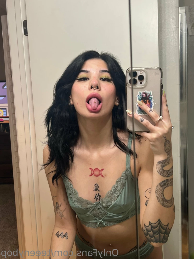 In Your Dreams✨ [ teeenybop ] Onlyfans leaked photo 10849682 on Hotleaks.tv