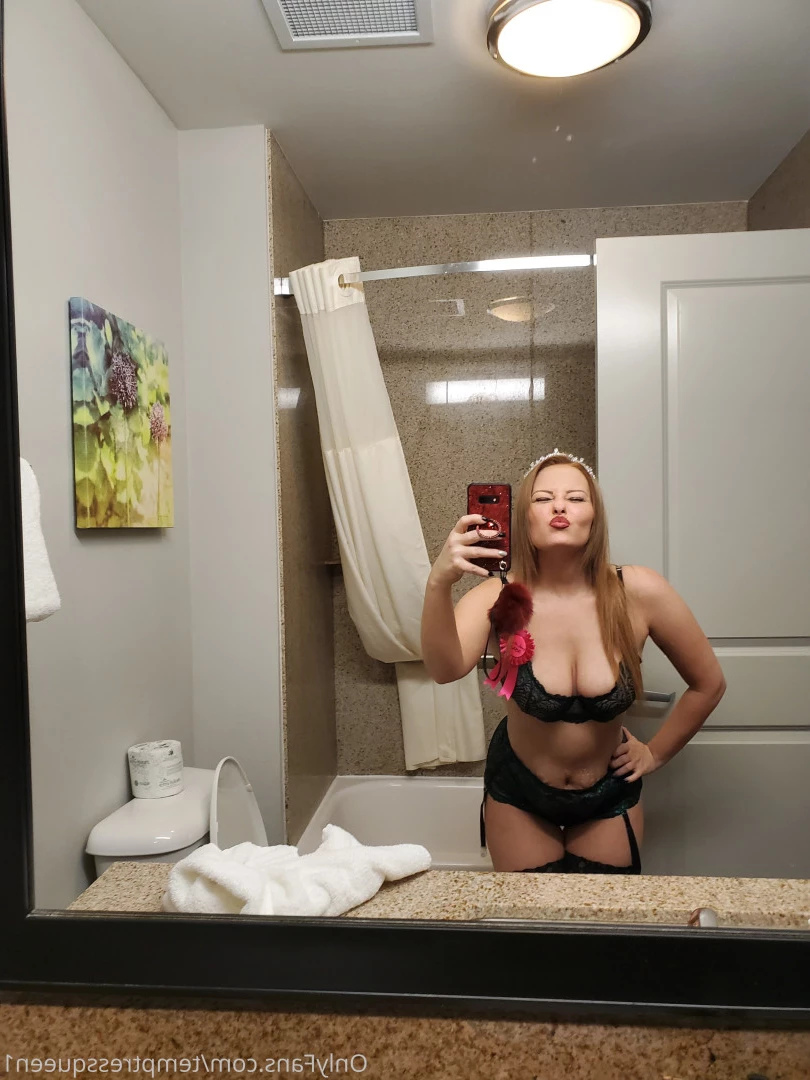 ♠️The queen of bbc♠️ + solo content🔥 [ temptressqueen1 ] Onlyfans leaked photo 9265371 on Hotleaks.tv