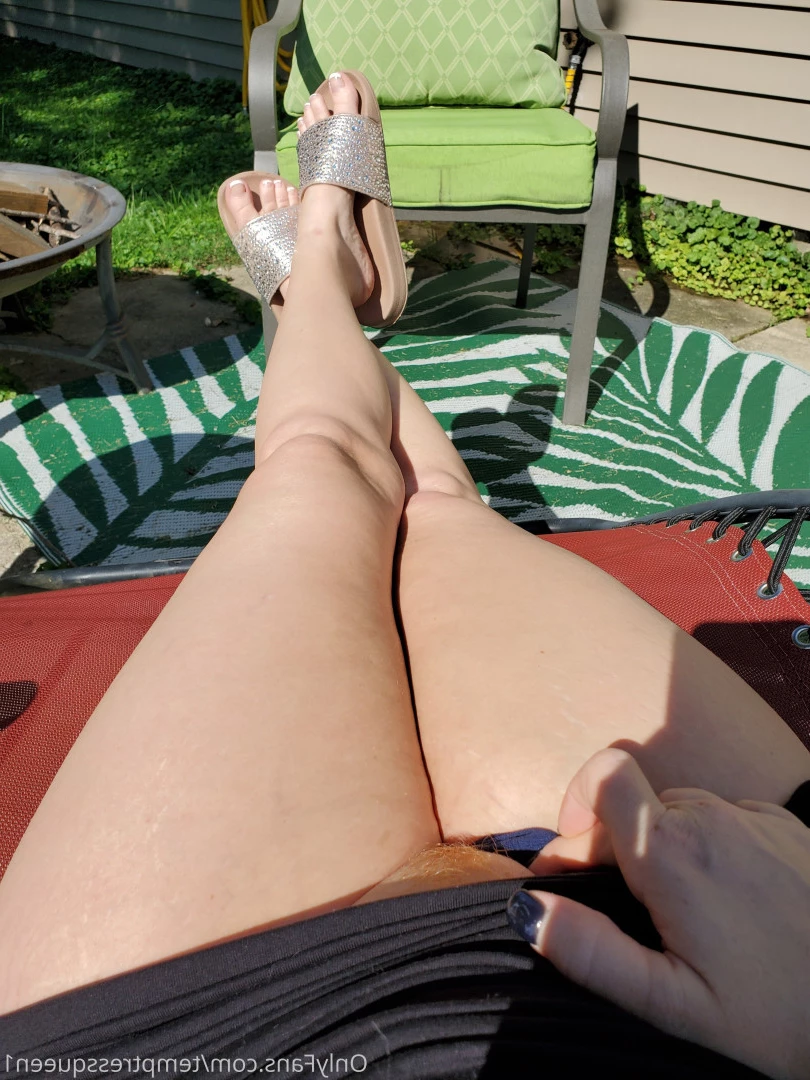 ♠️The queen of bbc♠️ + solo content🔥 [ temptressqueen1 ] Onlyfans leaked photo 9266422 on Hotleaks.tv