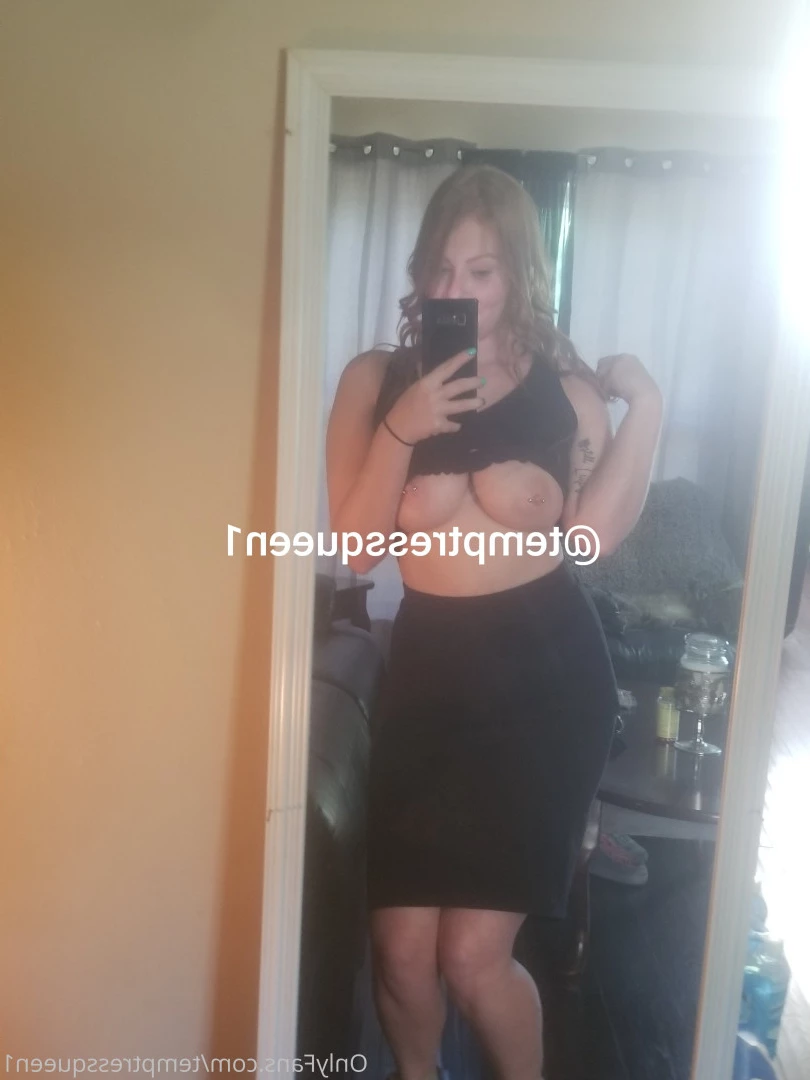 ♠️The queen of bbc♠️ + solo content🔥 [ temptressqueen1 ] Onlyfans leaked photo 9271045 on Hotleaks.tv