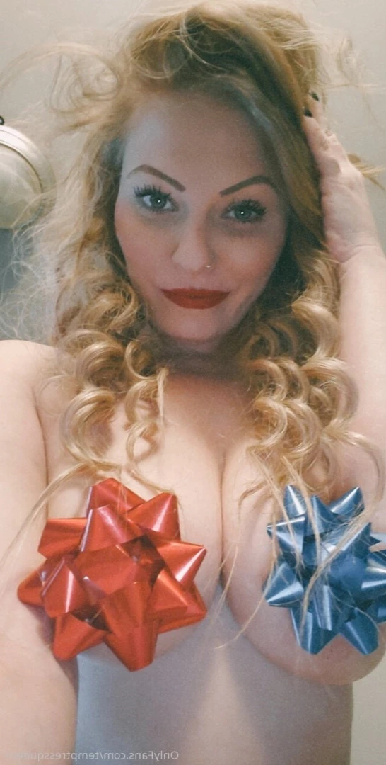 ♠️The queen of bbc♠️ + solo content🔥 [ temptressqueen1 ] Onlyfans leaked photo 9273702 on Hotleaks.tv