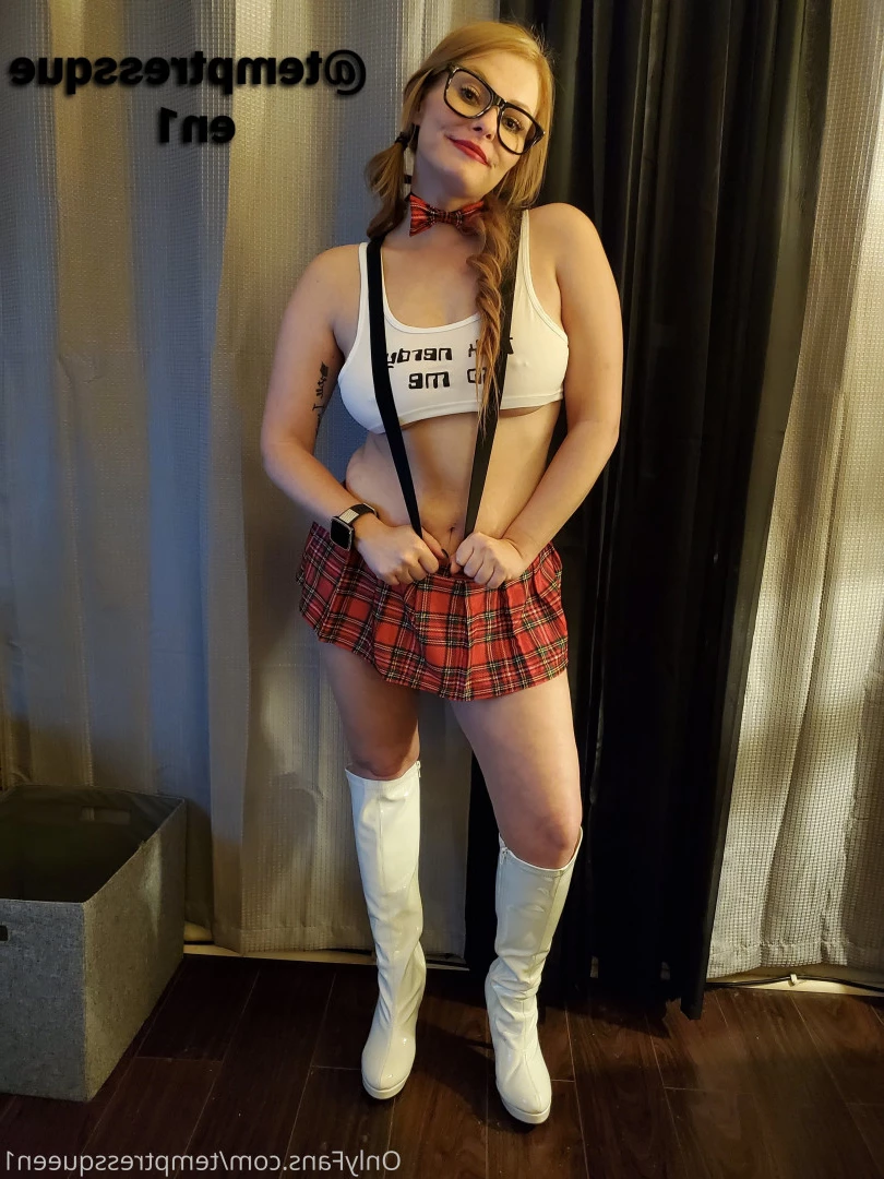 ♠️The queen of bbc♠️ + solo content🔥 [ temptressqueen1 ] Onlyfans leaked photo 9273759 on Hotleaks.tv