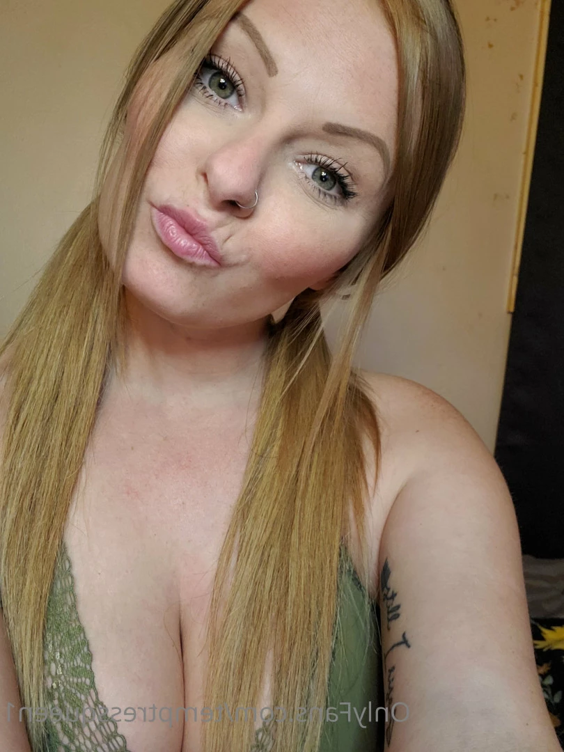 ♠️The queen of bbc♠️ + solo content🔥 [ temptressqueen1 ] Onlyfans leaked photo 9275982 on Hotleaks.tv