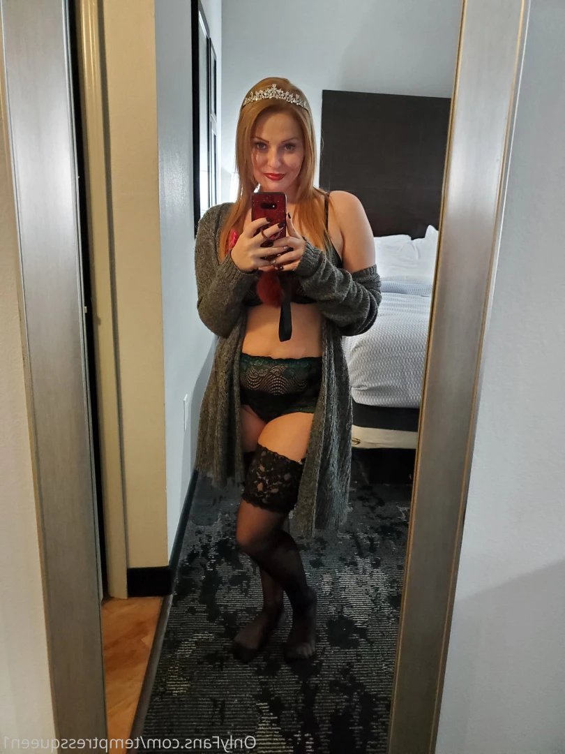♠️The queen of bbc♠️ + solo content🔥 [ temptressqueen1 ] Onlyfans leaked photo 9276982 on Hotleaks.tv