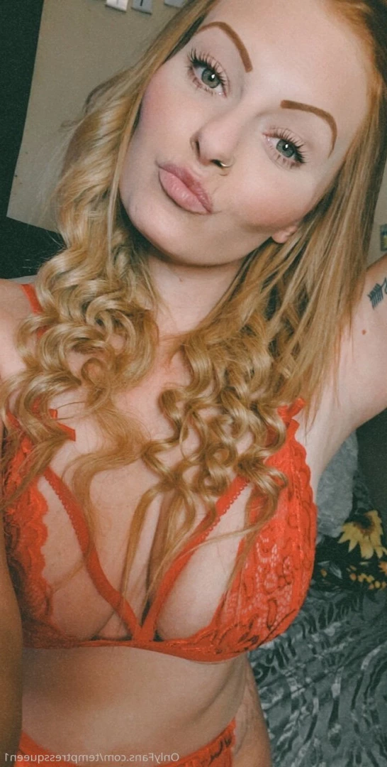 ♠️The queen of bbc♠️ + solo content🔥 [ temptressqueen1 ] Onlyfans leaked photo 9279444 on Hotleaks.tv