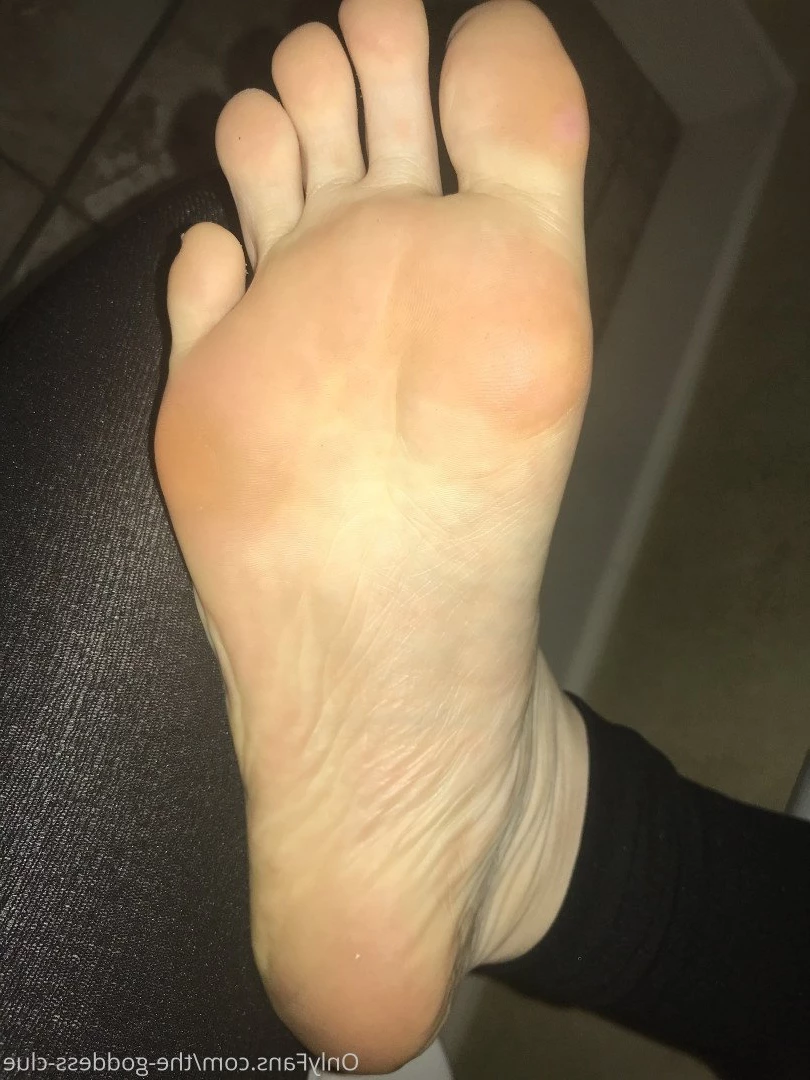 The Goddess Clue [ the-goddess-clue ] Onlyfans leaked photo 4888789 on Hotleaks.tv