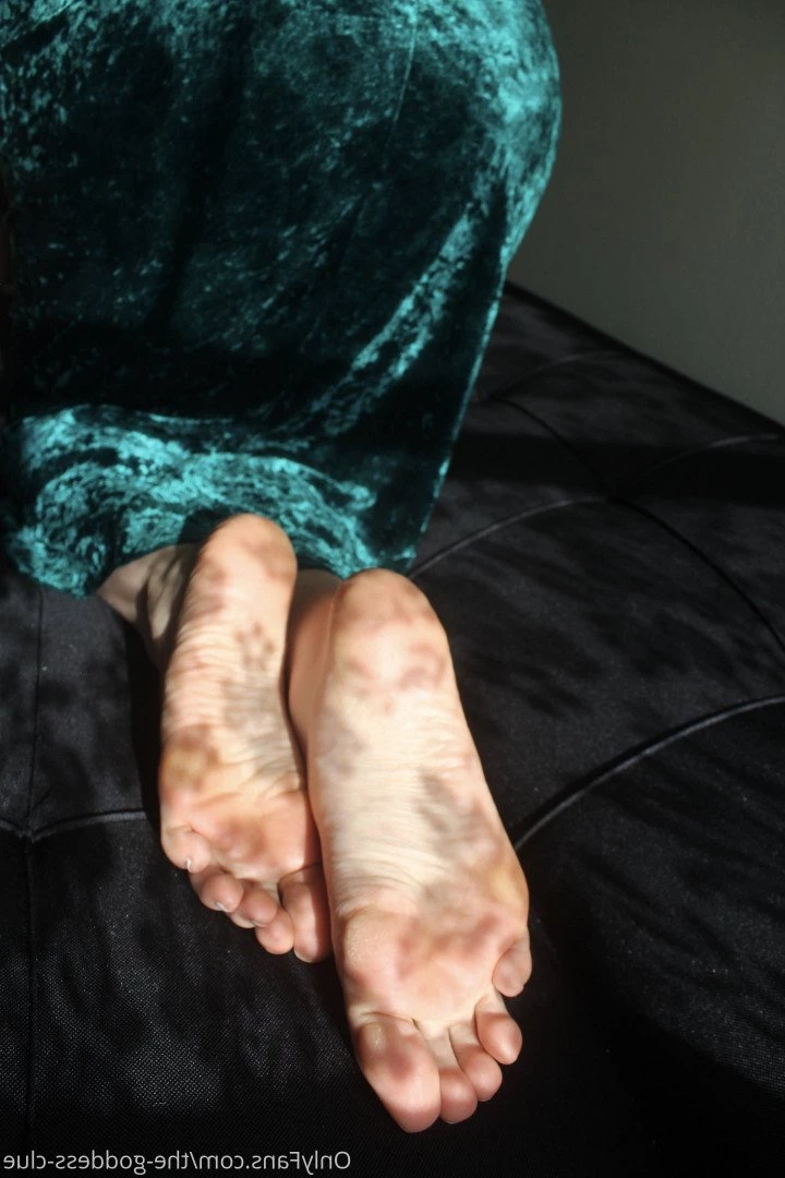The Goddess Clue [ the-goddess-clue ] Onlyfans leaked photo 4889937 on Hotleaks.tv