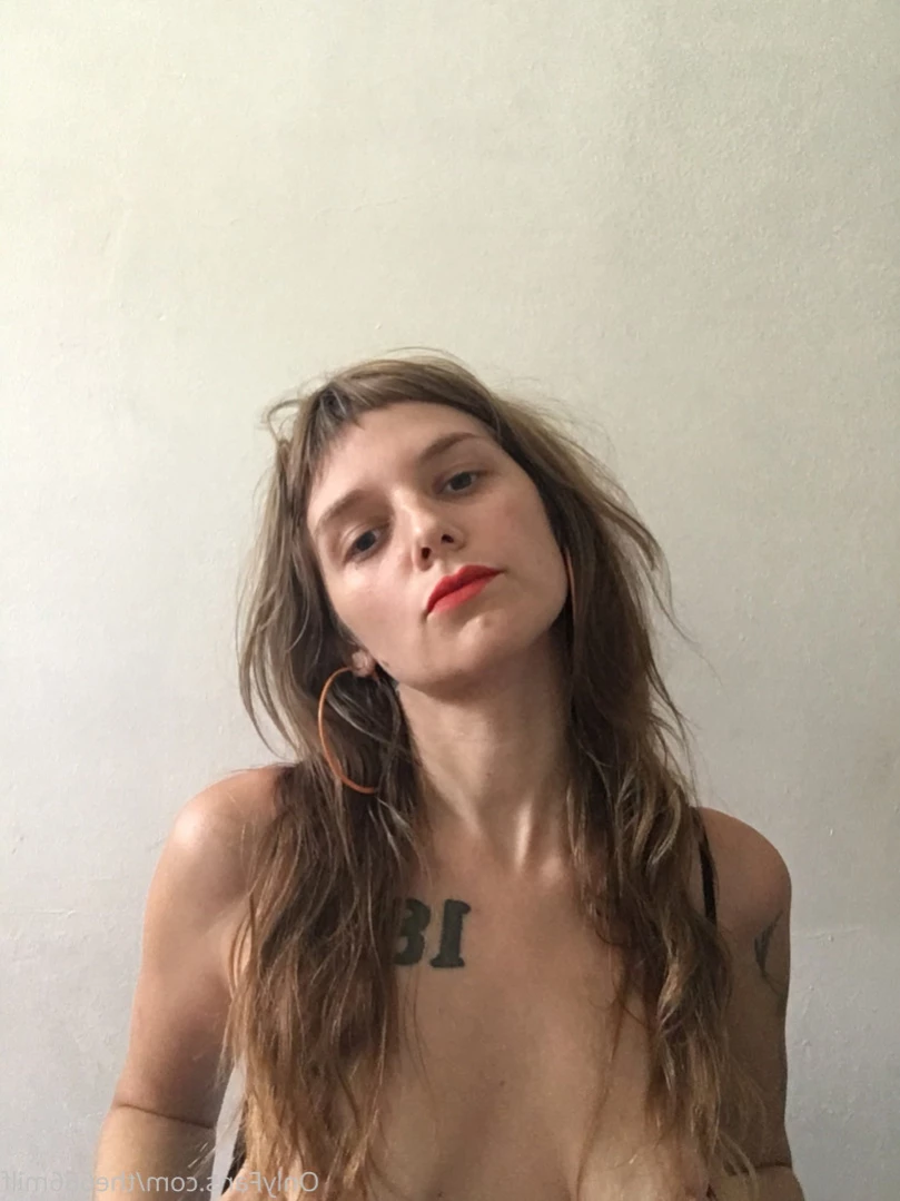 Paris Bush ♡BUTT STUFF 🍑🍩 [ parisbush ] Onlyfans leaked photo 11100880 on Hotleaks.tv
