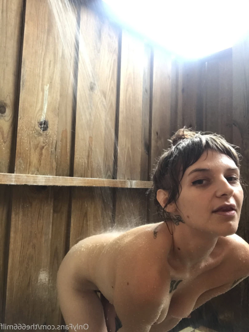 Paris Bush ♡BUTT STUFF 🍑🍩 [ parisbush ] Onlyfans leaked photo 11101747 on Hotleaks.tv